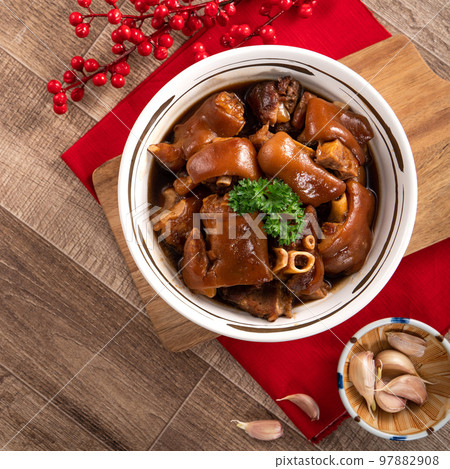 Taiwan snack braised pig's feet pig's foot 97882908
