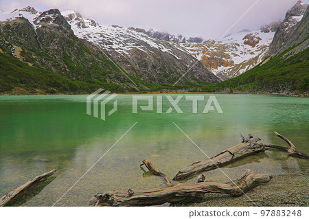 Laguna Esmeralda, Emerald lake near Ushuaia, Tierra Del fuego, Argentina Laguna Esmeralda, Emerald lake near Ushuaia, Tierra Del fuego, Argentina 97883248