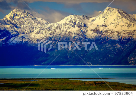 Snowcapped Andes and Lake Argentina near El calafate, Patagonia landscape 97883904