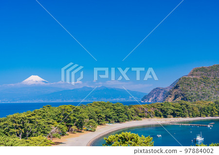 (Shizuoka Prefecture) Mt. Fuji seen from Nishiizu Toda 97884002