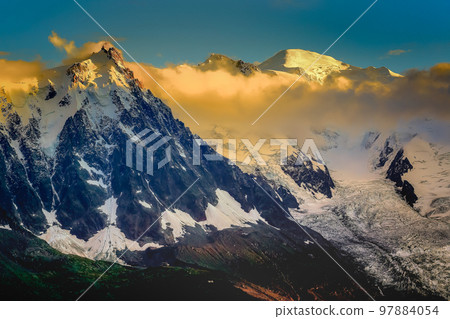 Mont Blanc massif idyllic alpine landscape at sunrise, Chamonix, French Alps 97884054