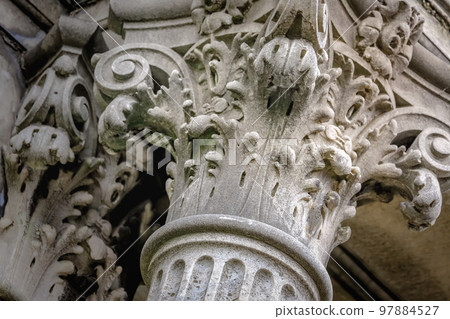 Corinthian greek architectural column detail, Buenos Aires, Argentina Corinthian greek architectural column detail, Buenos Aires, Argentina 97884527