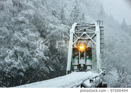 第四隻見河大橋雪景 第四隻見河大橋雪景 97886404