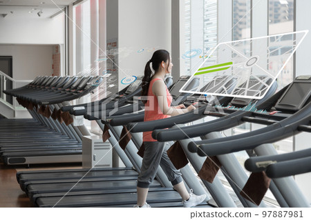 Fitness gym gym gym running machine woman 97887981