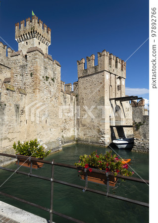 Sirmione castle, Lake Garda, Lombardy region, Italy Sirmione castle, Lake Garda, Lombardy region, Italy 97892766