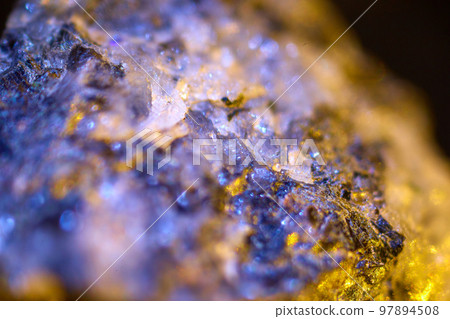 stone ore under the microscope 97894508