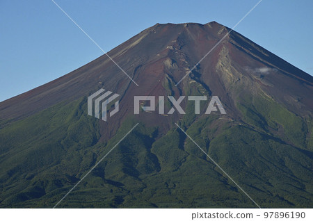 夏日早晨從古座山看到的土志山、富士山 97896190