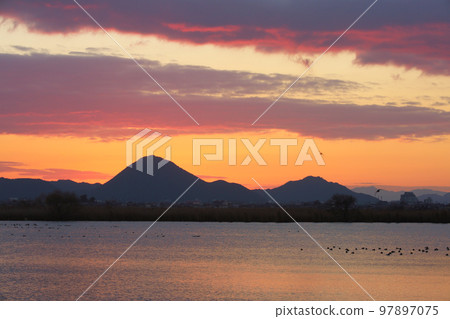 近江富士日出 97897075