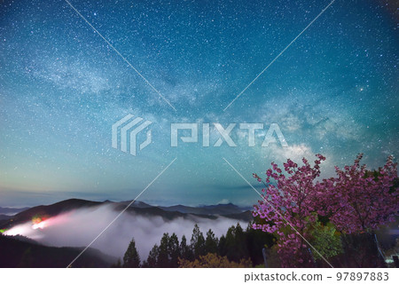 Sea of clouds and spring galaxy Sea of clouds and spring galaxy 97897883