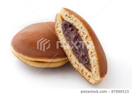 Dorayaki 97898523