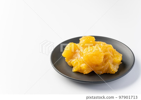 Sweet chestnut paste  97901713