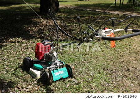 power mower with engine power mower with engine 97902640