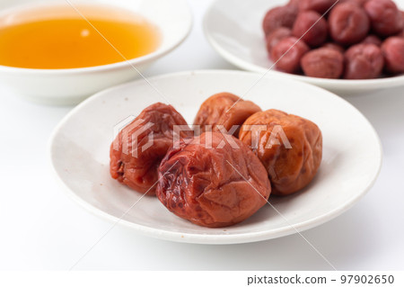 梅干和梅子醋 97902650