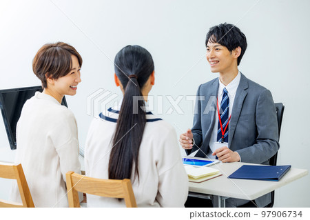 三方面試補習班老師 97906734