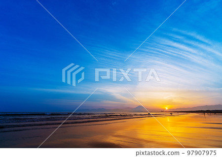 日落海和富士山 日落海和富士山 97907975
