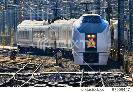 到草津溫泉～溫泉特快“草津”651系列1000系列 97909447