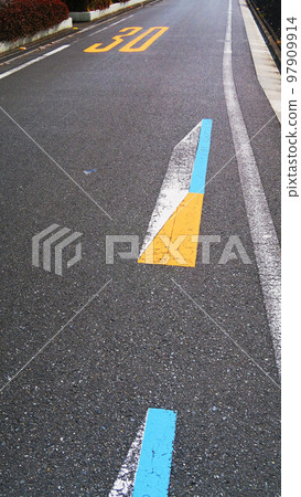 Scenery of roads and intersections 97909914