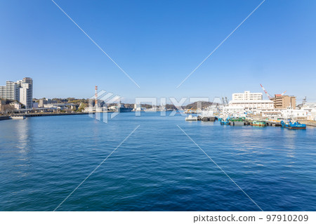 YOKOSUKA naval port tour 97910209