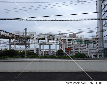 Strolling around Chiba Strolling around Chiba 97911040