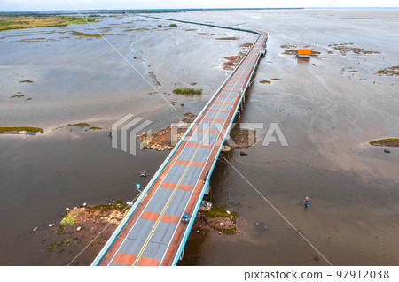 Thale Noi bridge in Phatthalung, Thailand Thale Noi bridge in Phatthalung, Thailand 97912038