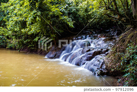 Namtok Ron Khlong Thom, hotspring Waterfall in Krabi, Thailand 97912096