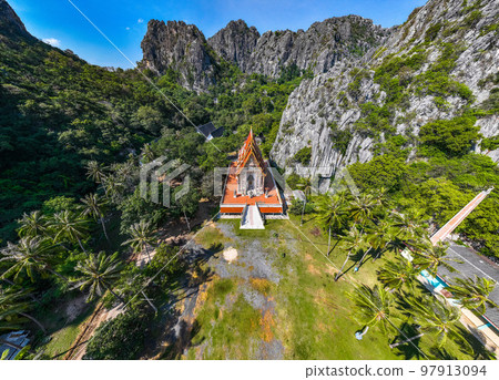 Wat Khao Daeng temple in Prachuap Khiri Khan, Thailand Wat Khao Daeng temple in Prachuap Khiri Khan, Thailand 97913094