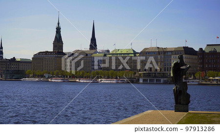 The beautiful city center of Hamburg with Alster River lake The beautiful city center of Hamburg with Alster River lake 97913286