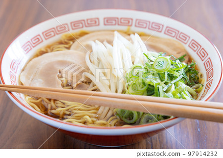 Delicious soy sauce ramen 97914232