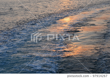 Drift ice cruise, Abashiri, Hokkaido 97914267