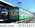 Enoden 305 series at Kamakurakokomae Station 97915873