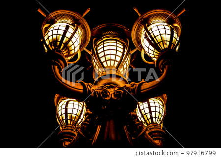 Street lights in Nihonbashi, Tokyo 97916799