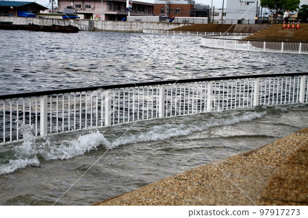 spring tide 97917273