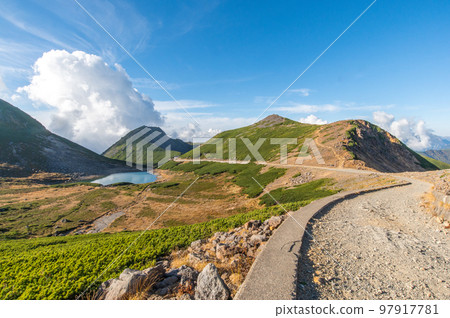 秋季登鞍乘鞍山 97917781