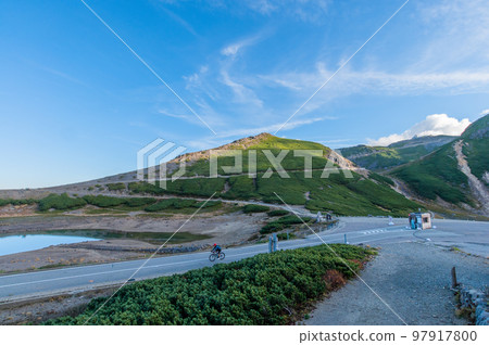 Mt. Norikura Climbing Autumn 97917800