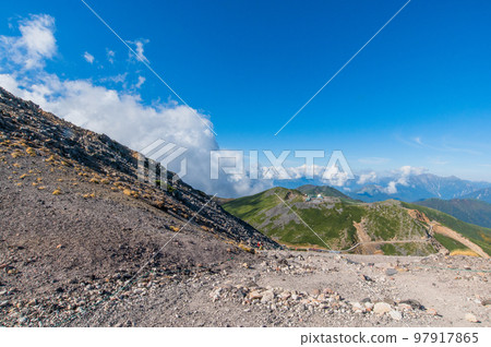 秋季登鞍乘鞍山 秋季登鞍乘鞍山 97917865