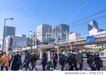 Kawasaki cityscape in Japan New Year. Covid-19: Overlooking the intersection in front of Kawasaki Station, etc. = January 3 Kawasaki cityscape in Japan New Year. Covid-19: Overlooking the intersection in front of Kawasaki Station, etc. = January 3 97921721