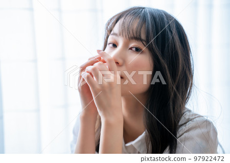 Young woman cool beauty 97922472