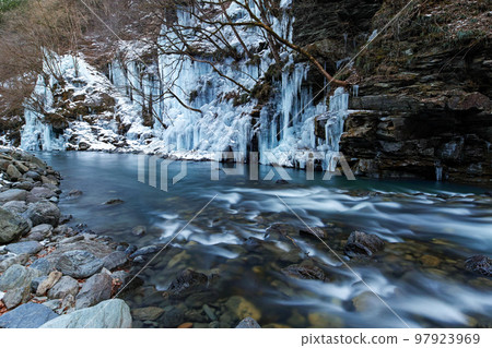 Saitama / Icicles of Misotsuchi 97923969