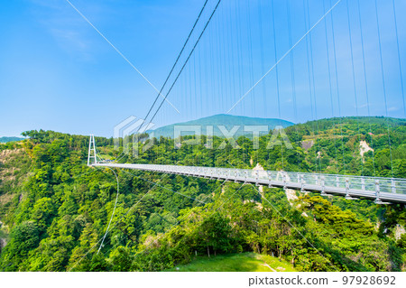 Oita Prefecture Kokonoe "Dream" Large Suspension Bridge Oita Prefecture Kokonoe "Dream" Large Suspension Bridge 97928692