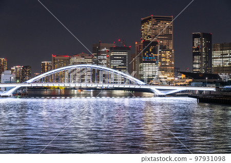 “東京”東京灣區築地大橋及辦公區夜景 “東京”東京灣區築地大橋及辦公區夜景 97931098