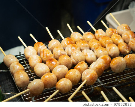 Thai Sausage (Isaan Sausage) is made from sticky rice, pork, and seasonings. Thai Sausage (Isaan Sausage) is made from sticky rice, pork, and seasonings. 97932952