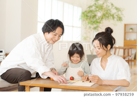 Parents and children studying money 97938259