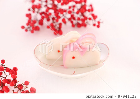 Red and white kamaboko red rabbit 97941122