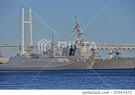 海灣大橋和戰艦 97943473