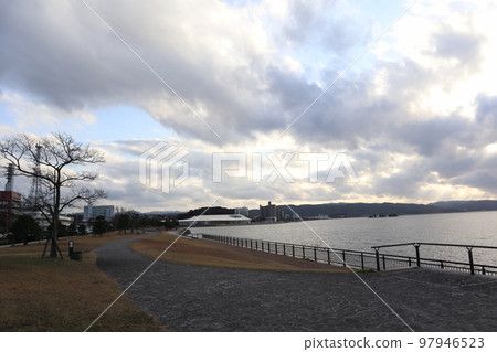 Shirakata Park on the shores of Lake Shinji 97946523