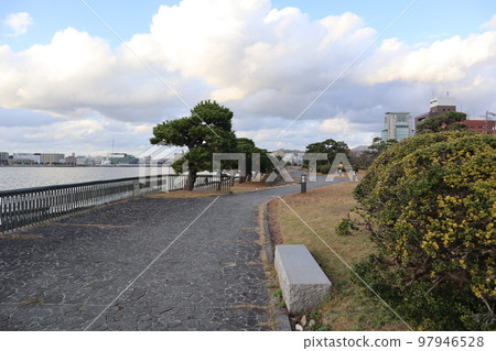 Shirakata Park on the shores of Lake Shinji 97946528