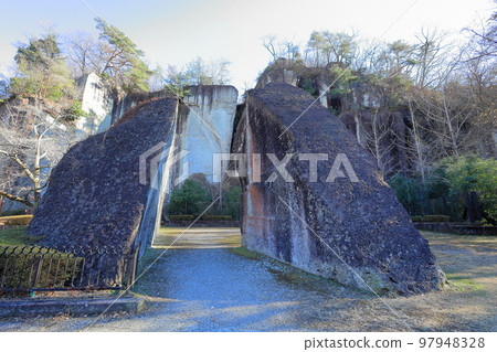 Oya Park Oya Stone Quarry Ruins/Utsunomiya City, Tochigi Prefecture Oya Park Oya Stone Quarry Ruins/Utsunomiya City, Tochigi Prefecture 97948328