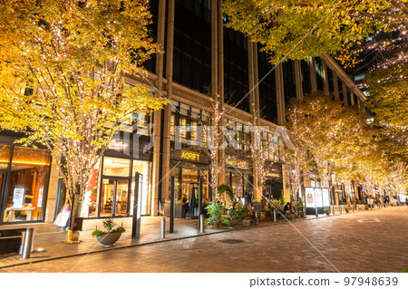 《東京》丸之內 / 冬季燈飾 《東京》丸之內 / 冬季燈飾 97948639