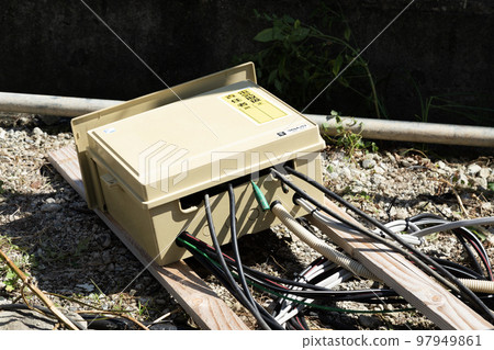 Temporary electricity Temporary electricity 97949861