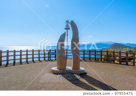 Observatory and Cruz Sea Observatory and Cruz Sea 97955473